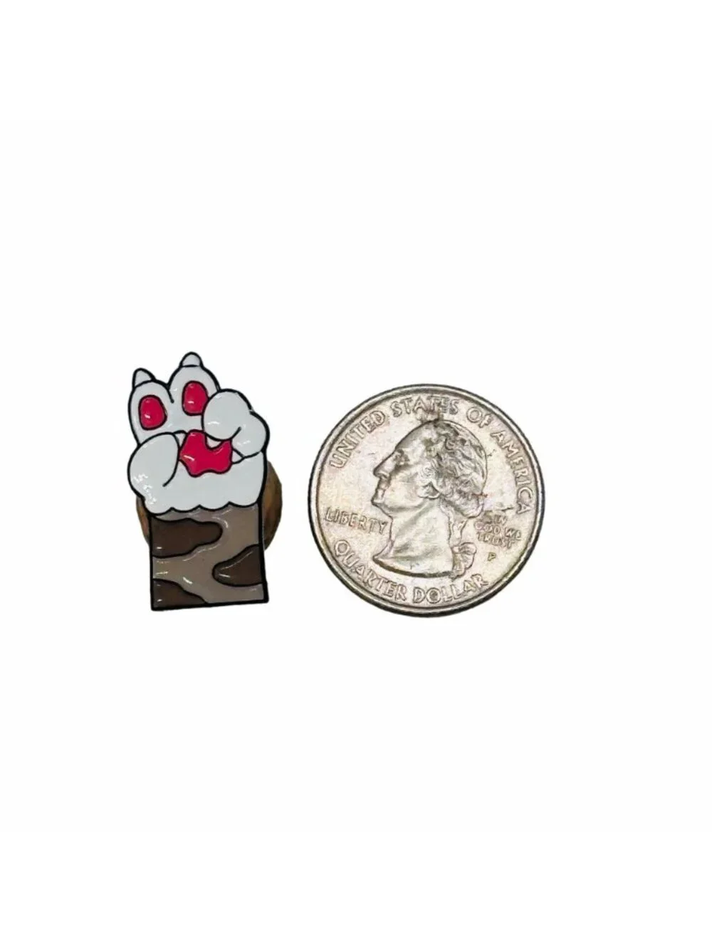 ✨Plam for Win Enamel Pin Cat Paw Shape Alloy Enamel Pin Brooch In Camo Sleeve✨
